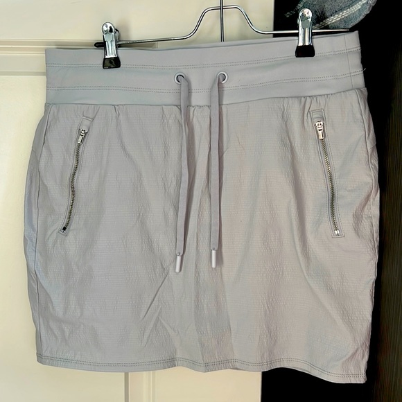 Athleta Trekkie North Skort - Picture 1 of 4